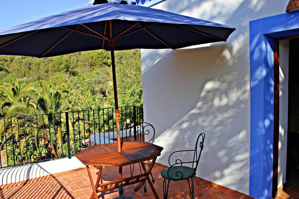 Agroturismo Can Fuster Sant Joan De Labritja Exteriör bild